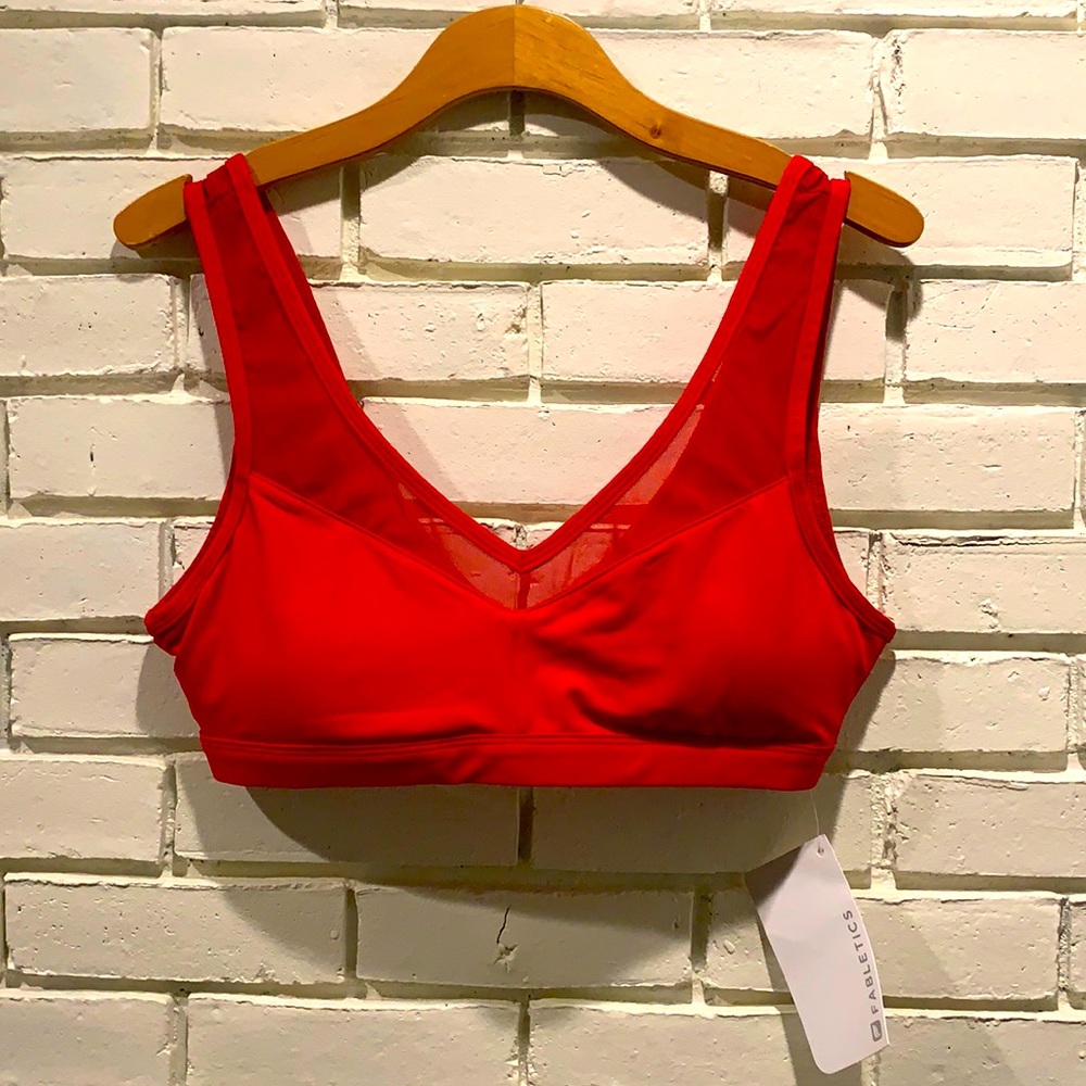 NWT Fabletics Estelle sports bra